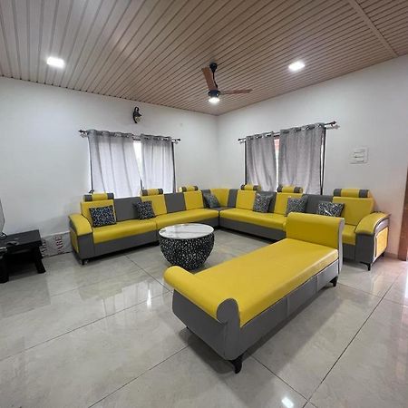 Вілла K Hill House Amboli  Екстер'єр фото
